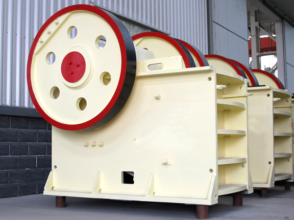生產(chǎn)沙石的900x1200鄂破具體參數(shù)，價格
